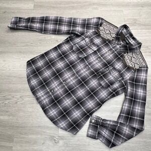 Daughters of the Revolution Womens Western Shirt Size S Black Grey Plaid